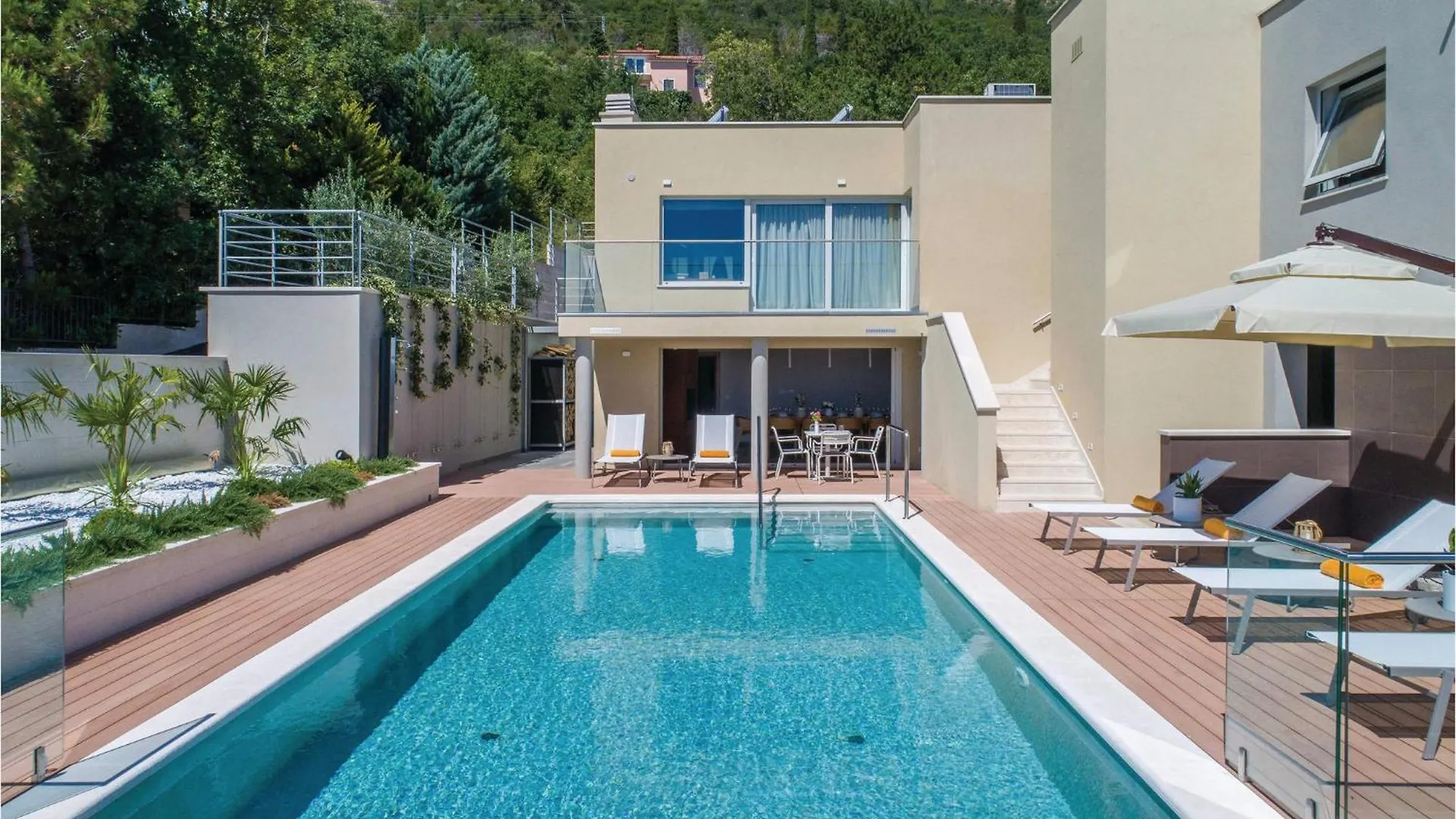 Nice Apartment In Plomin With Jacuzzi Croatia